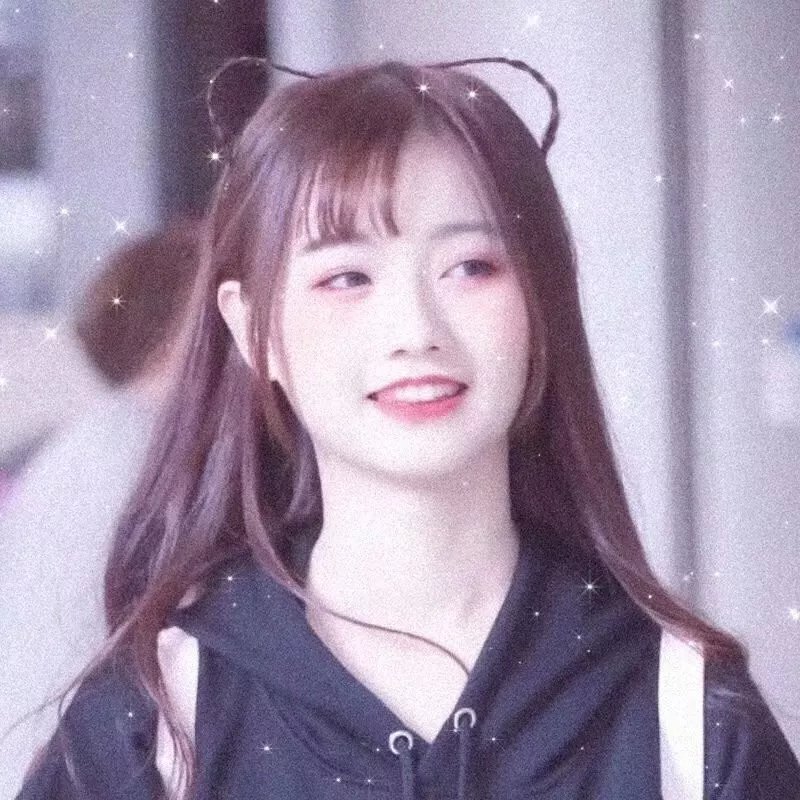 总之就是非常可爱～制服～